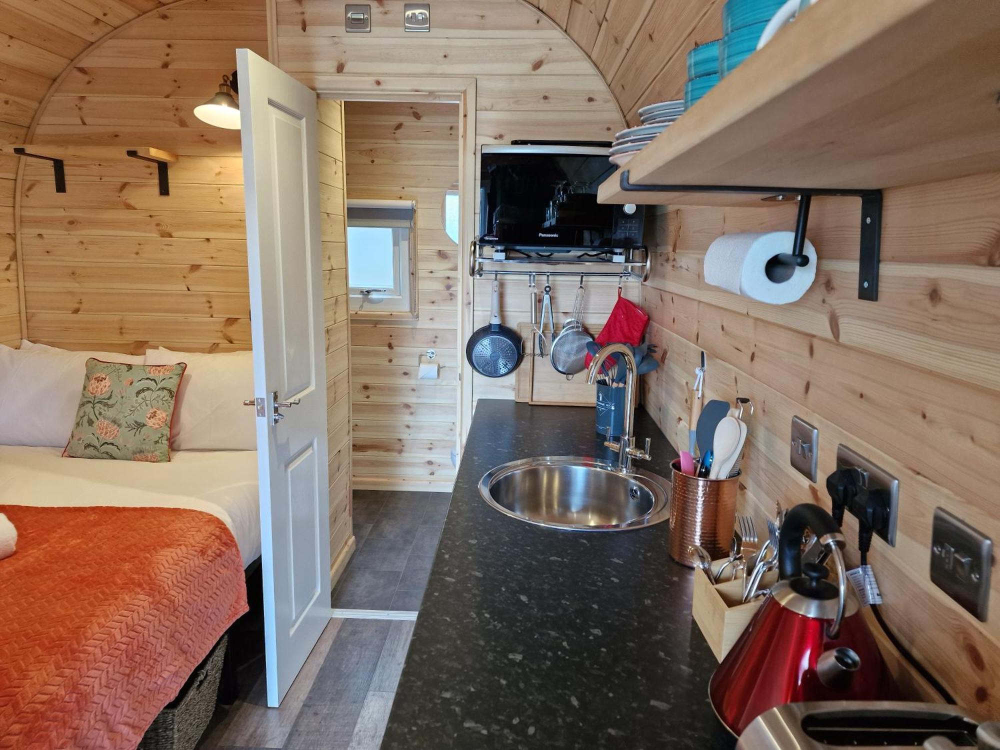 DurnamuckRowan Gorgeous Glamping Hideawayアパートメント エクステリア 写真