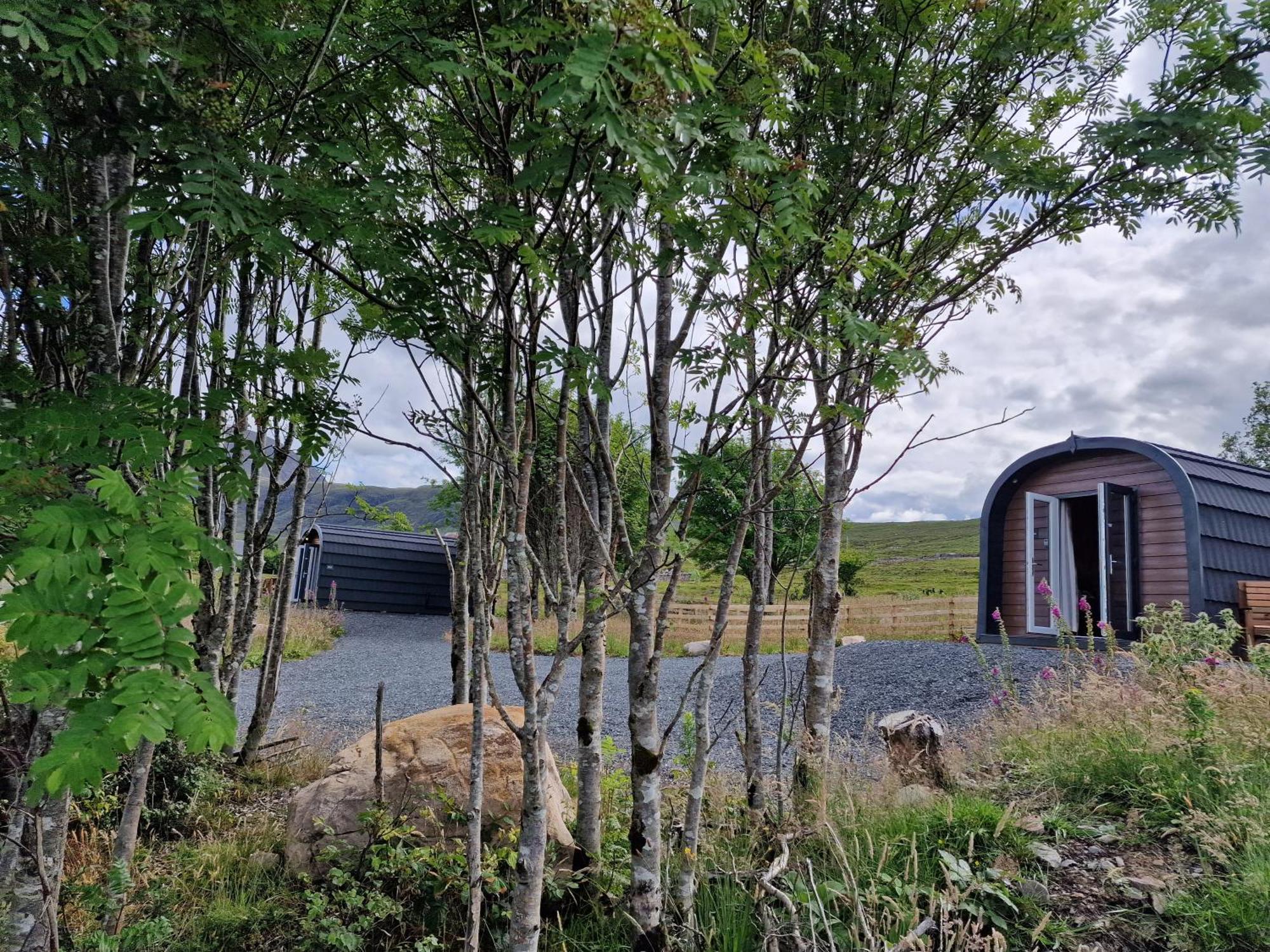 DurnamuckRowan Gorgeous Glamping Hideawayアパートメント エクステリア 写真