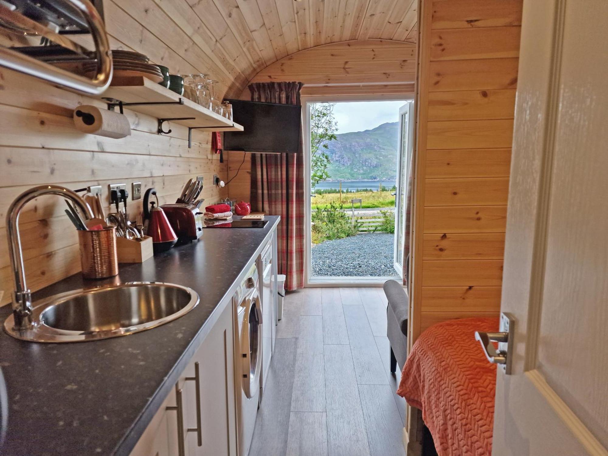 DurnamuckRowan Gorgeous Glamping Hideawayアパートメント エクステリア 写真